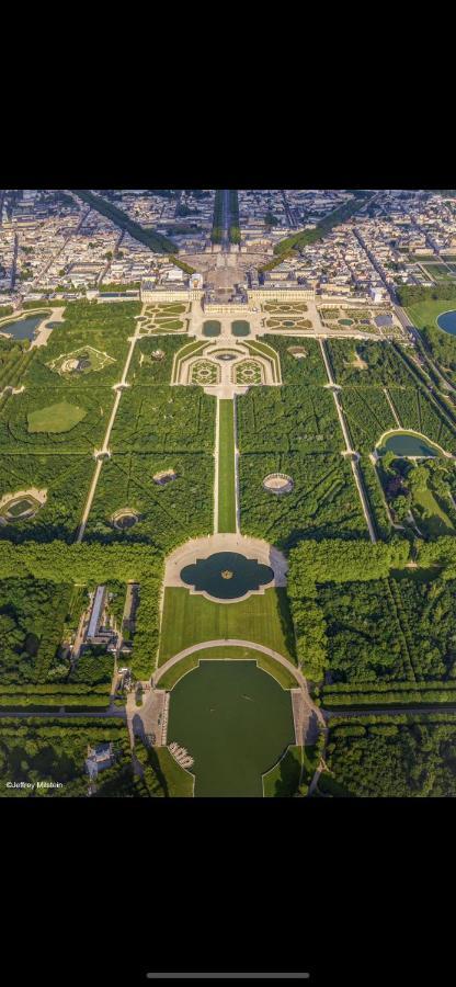 Le Petit Trianon, Parc Du Chateau Appartement Versailles Buitenkant foto